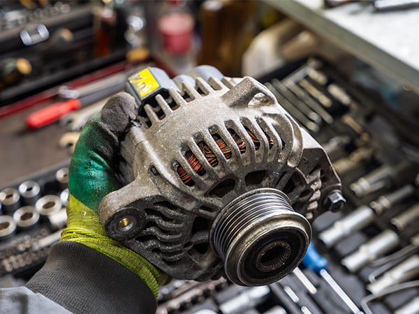 How to Diagnose Alternator Issues