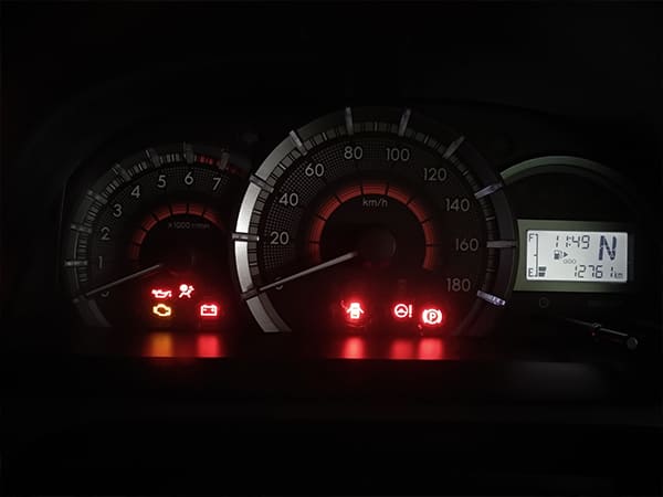 How to Reset Toyota Warning Lights